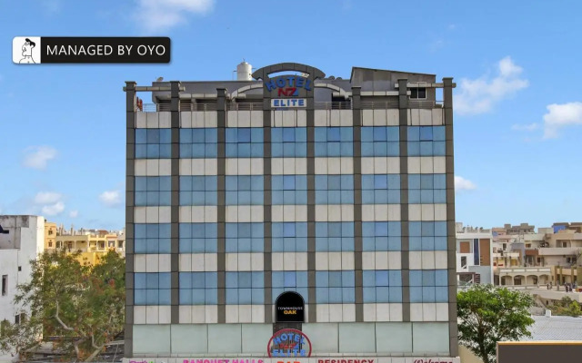 Super Oyo Townhouse Oak Hotel N7 Elite