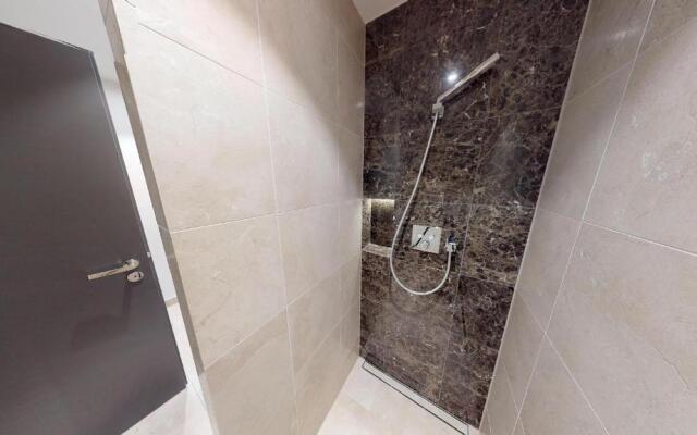 White Pearl Apartment 0.03