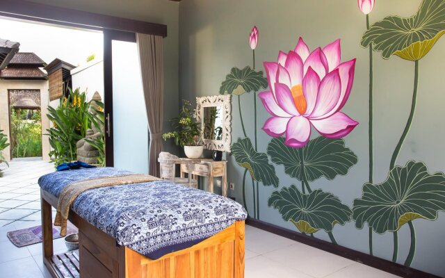 Solo Villas and Retreat