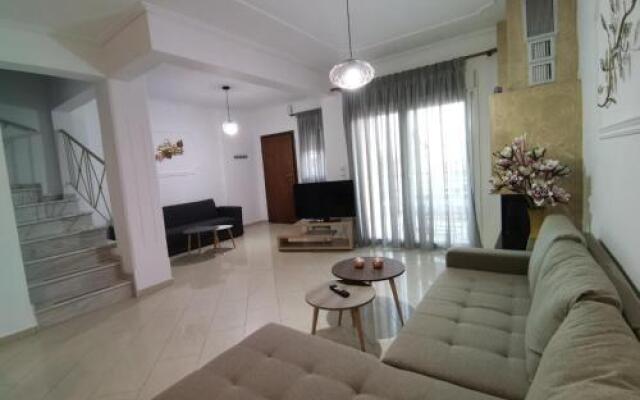Evris House 1