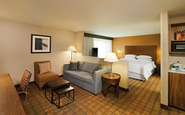 Four Points by Sheraton Downtown Seattle Center