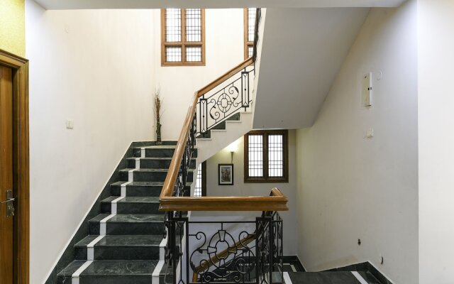 Oyo 22676 Villa 56