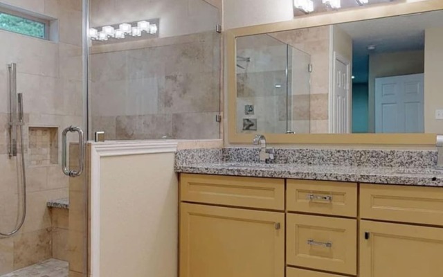 Beautiful Home In The Woodlands Best Location