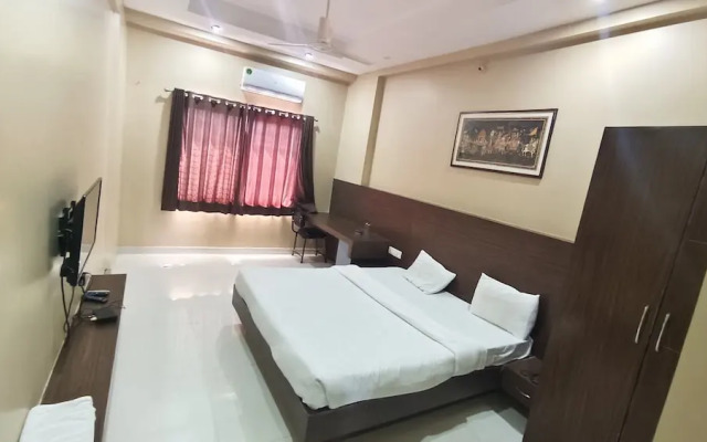 Kanha Hotel & Resort