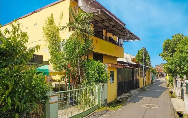 SPOT ON 90435 Rohana Homestay Syariah