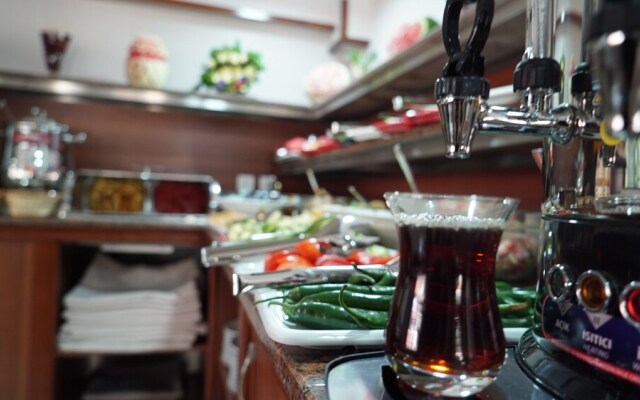 Sami Akar SARAY OTEL