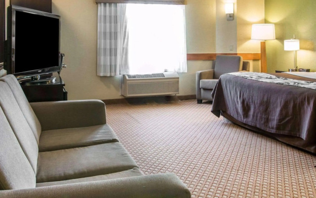 Sleep Inn & Suites - Airport