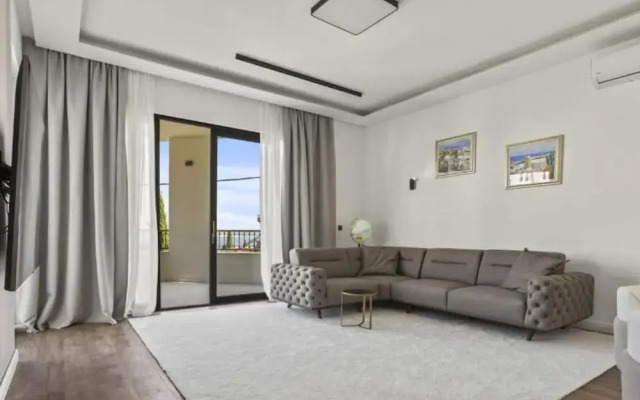 Luxury Penthouse Duce