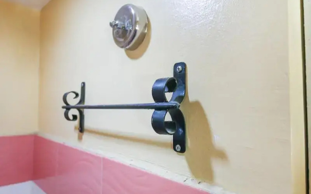 City Smiles Apartelle by OYO Rooms