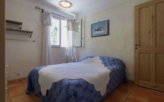 Modern Villa in Mougins With Private Pool