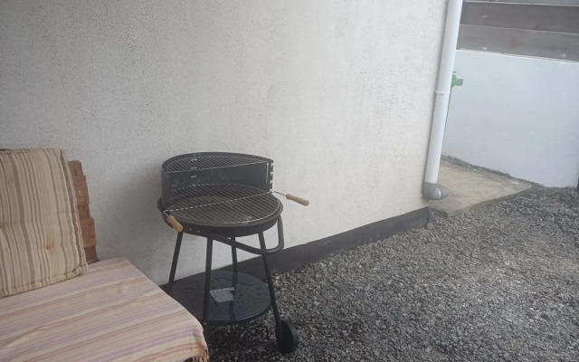 promo vacances ! jolie et spacieuse maison st pierre , JACUZZI, jardin,