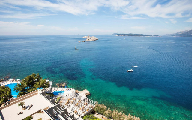 Dubrovnik Palace