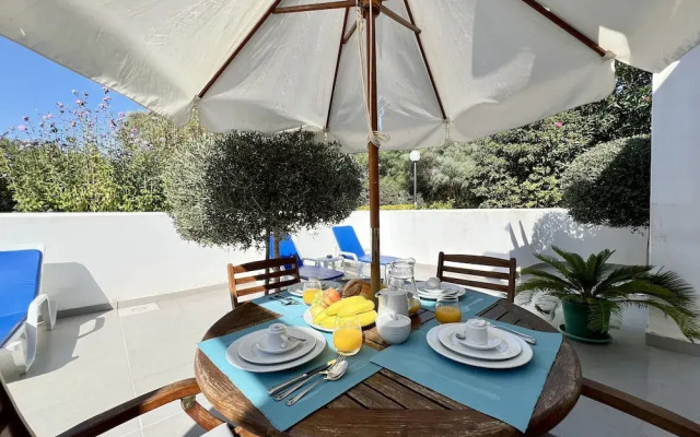Vilamoura Club Villa 1 by Homing