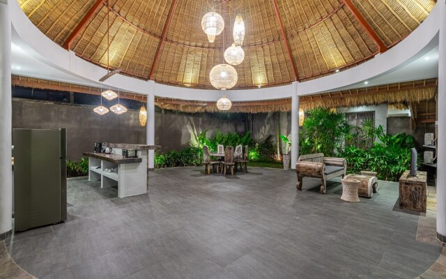 Brand New luxury 3BR Villa Ethnic Ubud 2