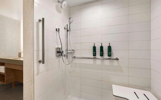 DoubleTree by Hilton Columbus Dublin