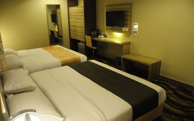 Hotel Zamburger Victory City