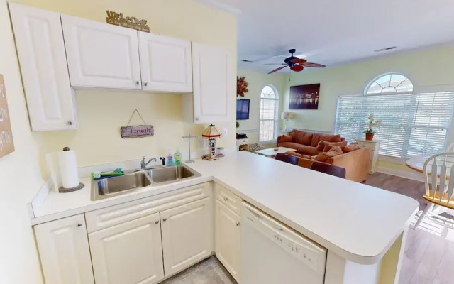 Magnolia Place 4695-205 1 Bedroom Condo