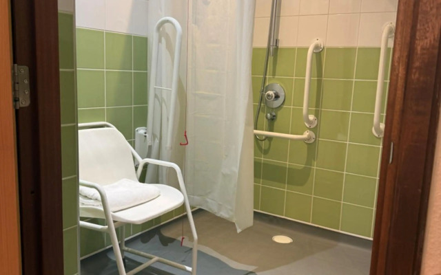 ibis budget Leeds Centre Crown Point Road