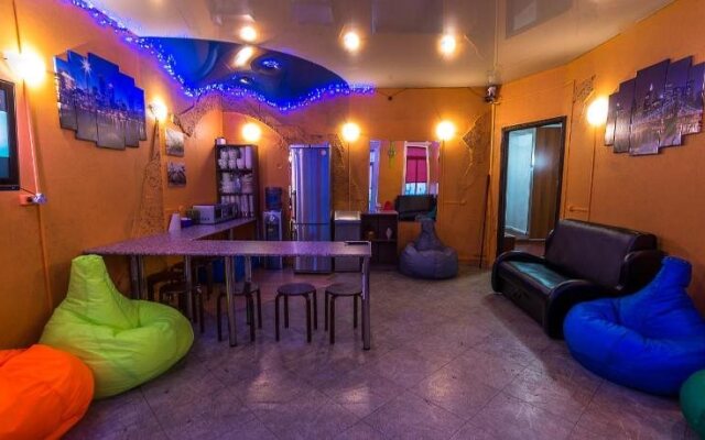 Hostel Time at the Red Gate