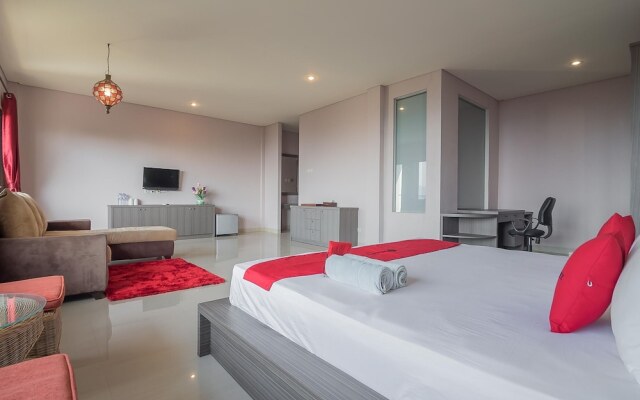 RedDoorz Premium @ Fafa Hills Resort Puncak