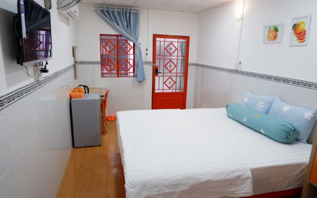 Winter Spring Homestay Center