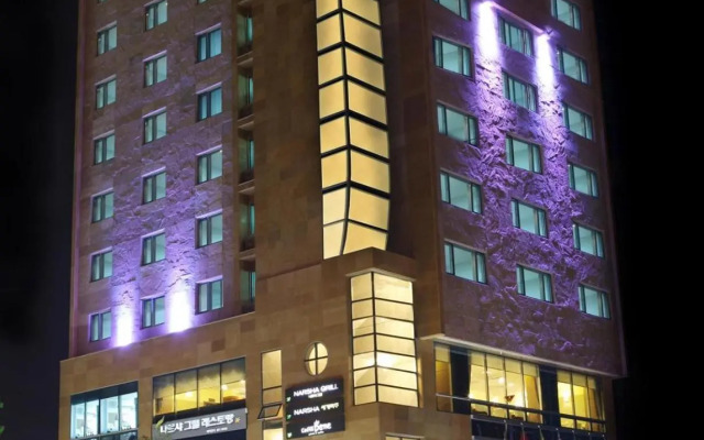 Narsha Hotel