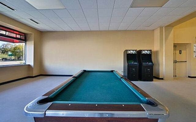 Quality Inn and Suites Beaver Dam