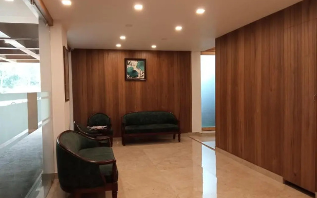 Mps Royal Suites