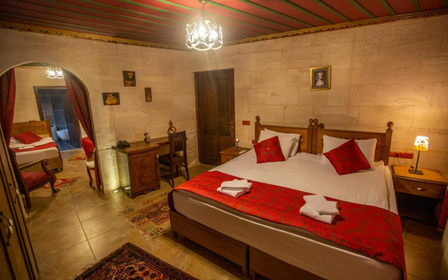 Hermes Cave Hotel