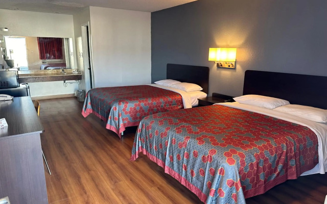 Motel 6 Sullivan, MO