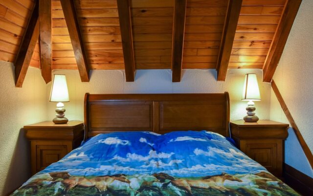 Cozy Holiday Home With Garden in Padirac France