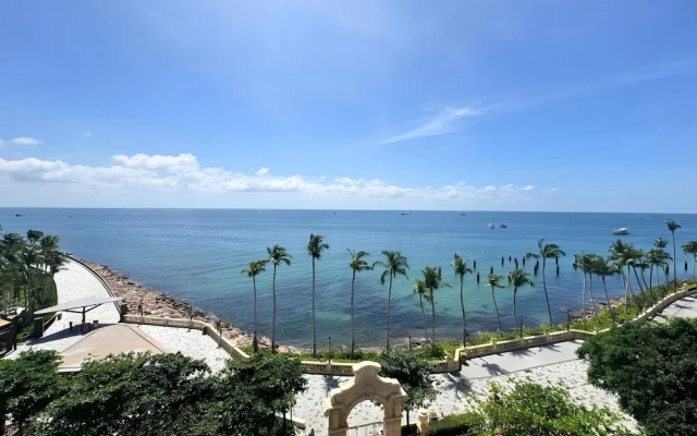 The Room Hotel Phu Quoc - Starbucks