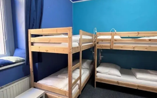 GIRLS Dorm Apartment