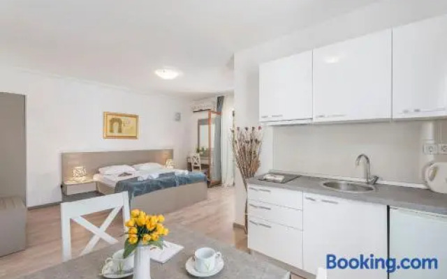 Villa Ladavac B&B