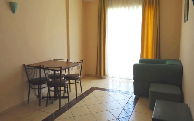 Isla Apartments
