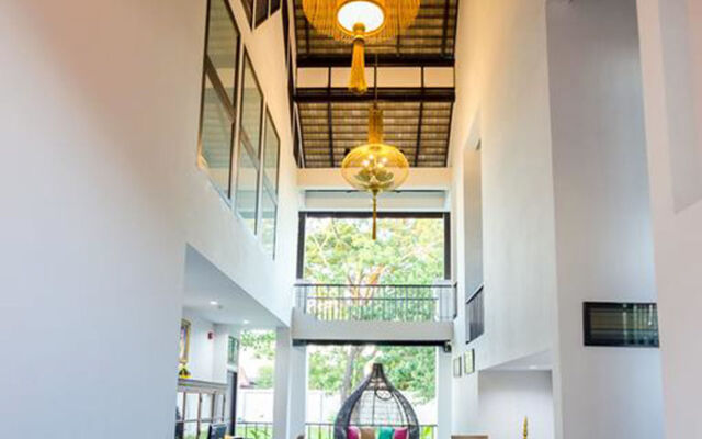 Jamadevi Hotel