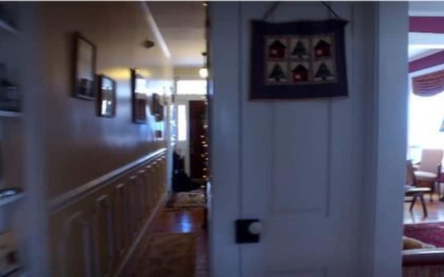 The Artist's Inn and Gallery