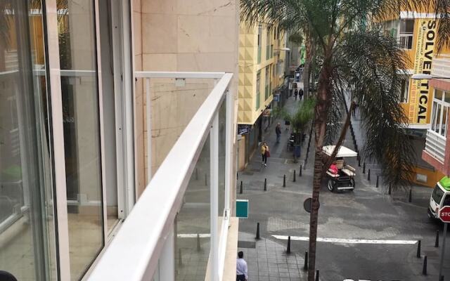 Sagasta Beach Apartment III by Canary365