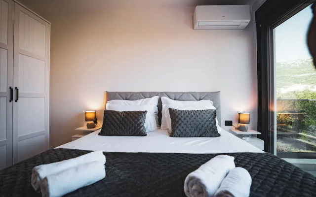 Villa Just be Happy by Trawelltopia