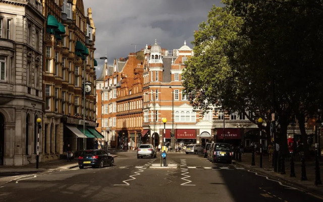 The Chelsea Studio Next to Sloane Square