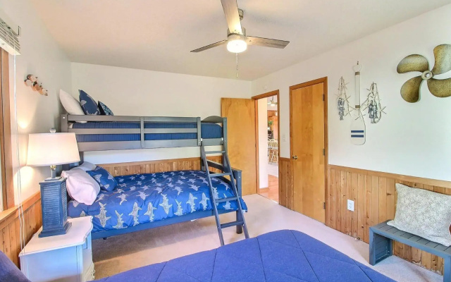 6013 - Surf Shack