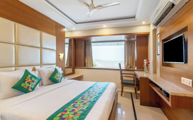 Treebo Premium Vinnie - Near Airport