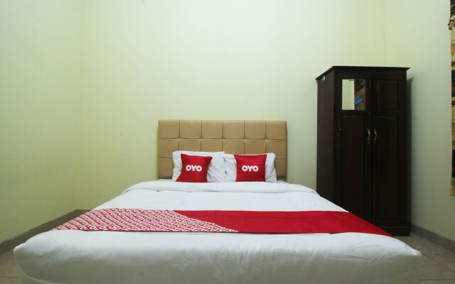 OYO 1804 Guest House Oema'h Opa