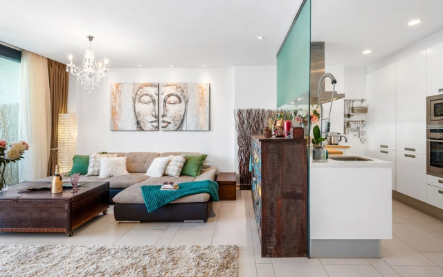 1209 Las Olas Palm Mar