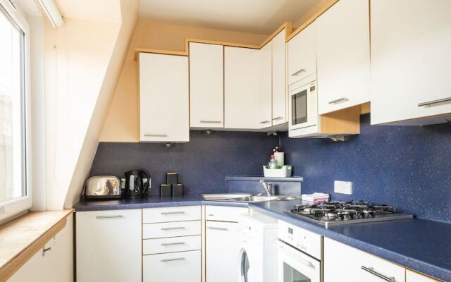 Amazing Castle View Apartment