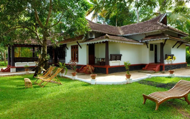 Vembanad House Boutique Back Water Homestay