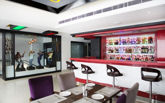 OYO 6130 Hotel N7