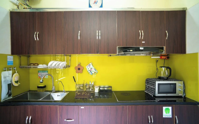 CozyPosy Premier Apartment