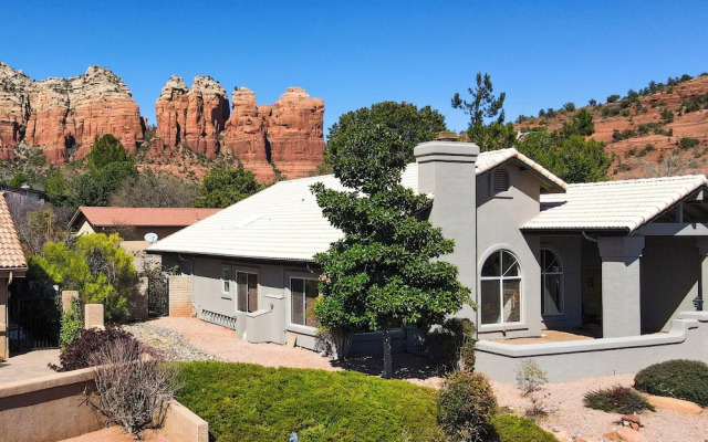 Stunning Sedona Views: Spa, Firepit & Stargazing