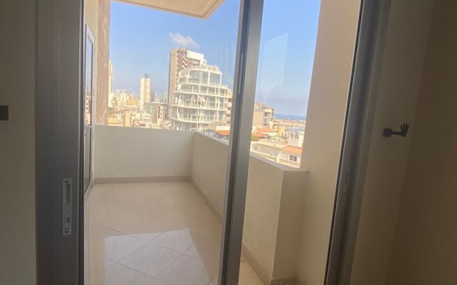 Stunning 2-bed Apartment in Achrafieh Beirut